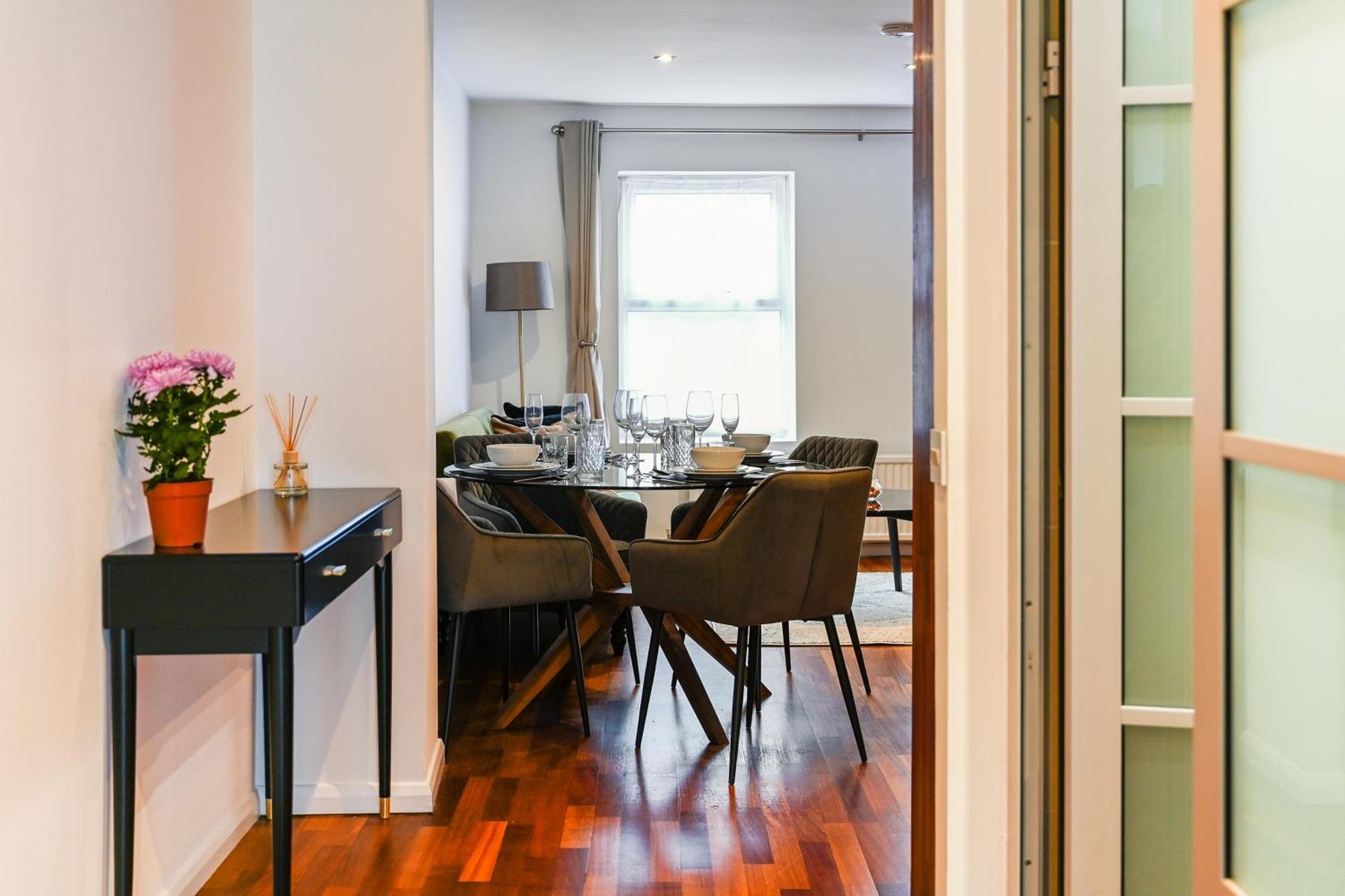 Avari Apartments - Hatton Collection Лондон Екстер'єр фото